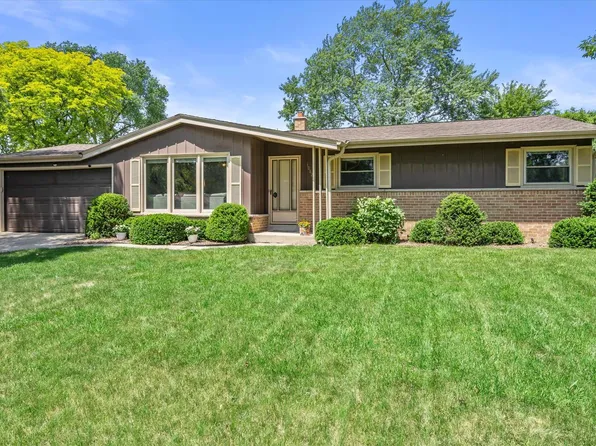 10822 West Derby AVENUE, Wauwatosa, WI 53225