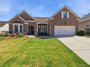 6925 Tybridge St, Cumming, GA 30040