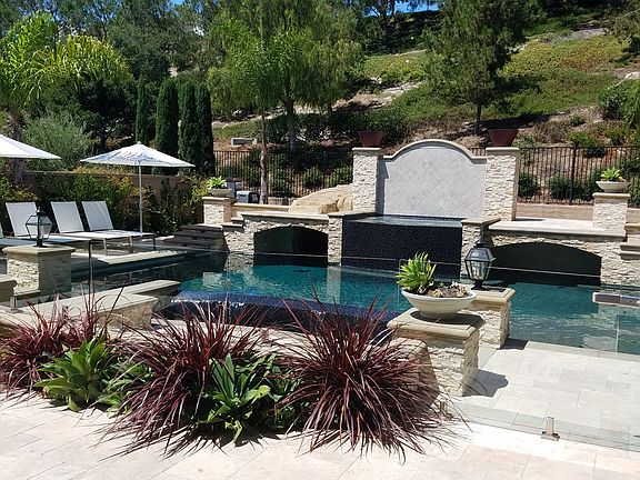 4th image of 37 Anacapa Ln