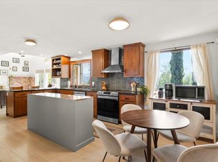 956 NE Beacon Dr, Grants Pass, OR 97526