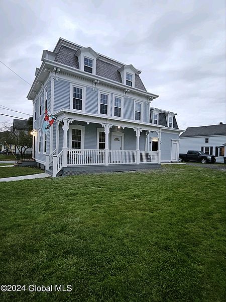 3rd image of 73 Elm Street