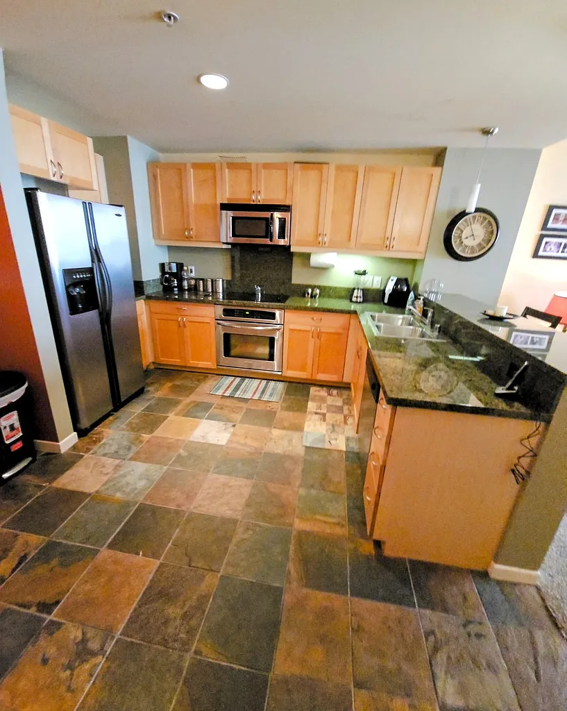 1 bed, 1.0 bath, $4,225 — Photo 2