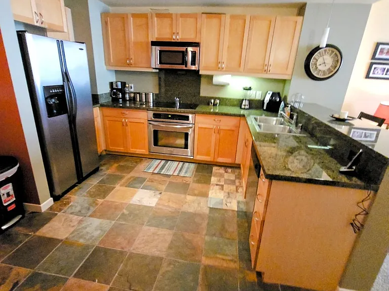 1150 J St #715 — Photo 2