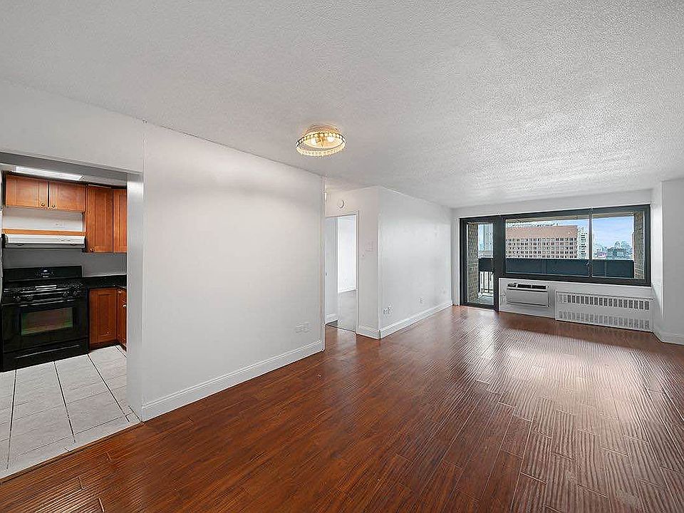 1st image of 90 Gold St APT 18H