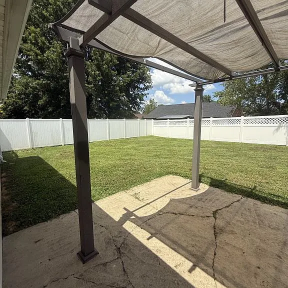 2444 Savannah Dr — Photo 20