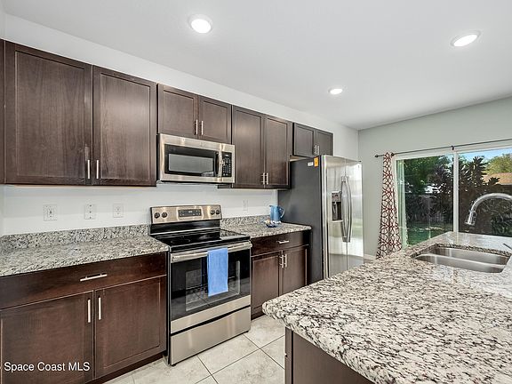 3rd image of 4350 Ponds Dr