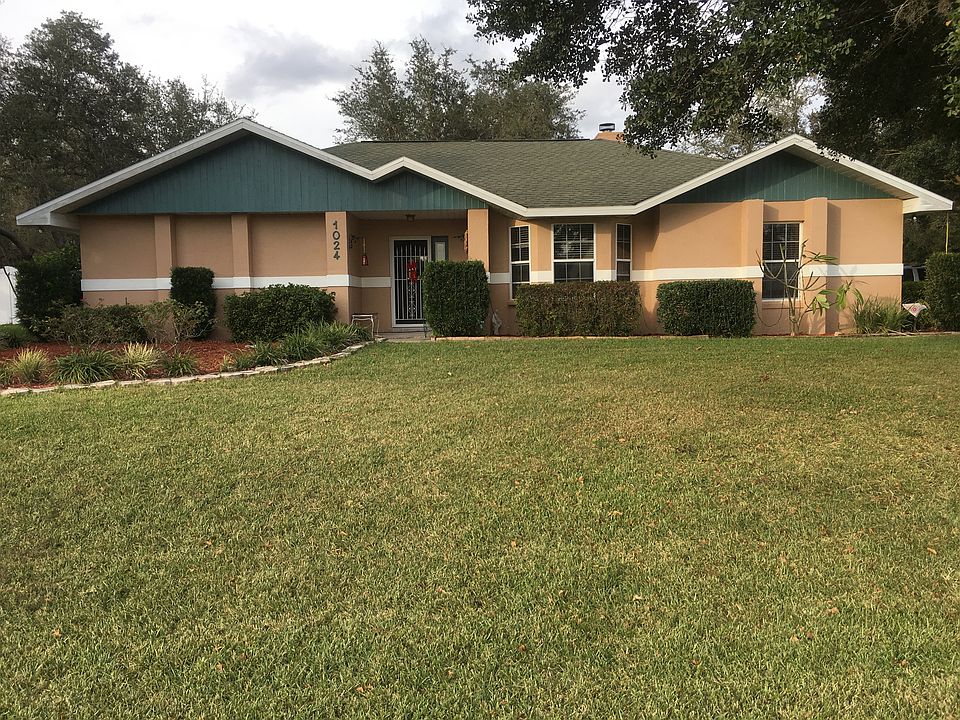 1st image of 1024 Country Lake Cir