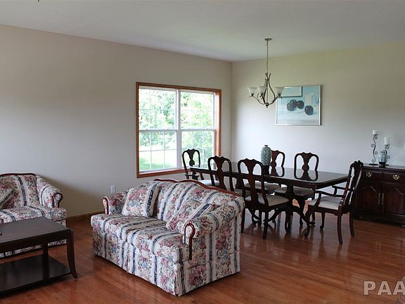 3rd image of 10608 N Collett Dr