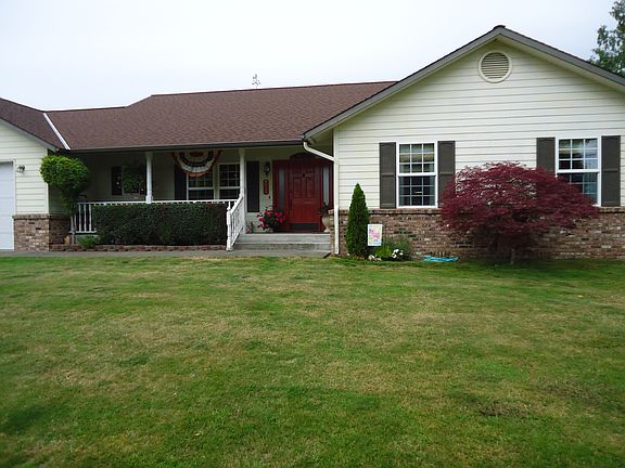 2nd image of 624 E Kamilche Ave