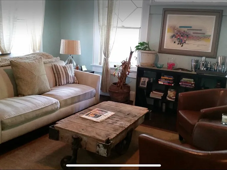 462 Greenwood Ave NE — Photo 17