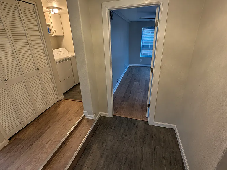 1679 Robb St #A — Photo 4