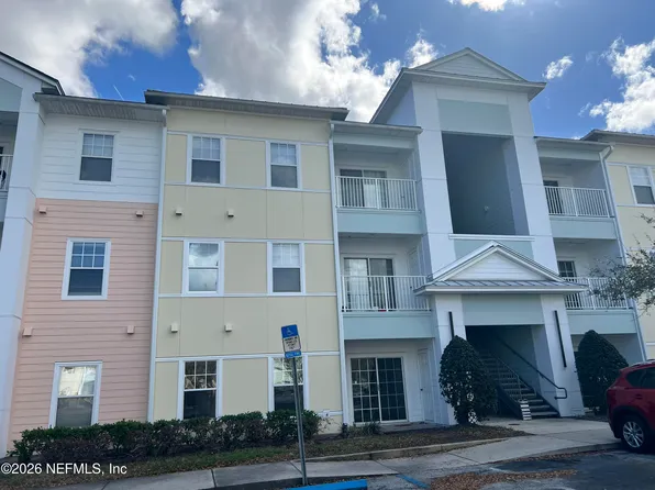8226 GREEN PARROT Road #105, Jacksonville, FL 32256
