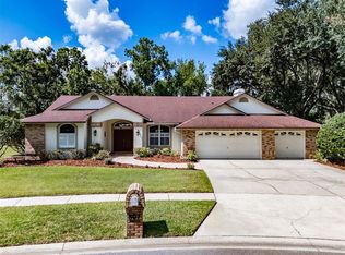 507 Surrey Ln, Lutz, FL 33549