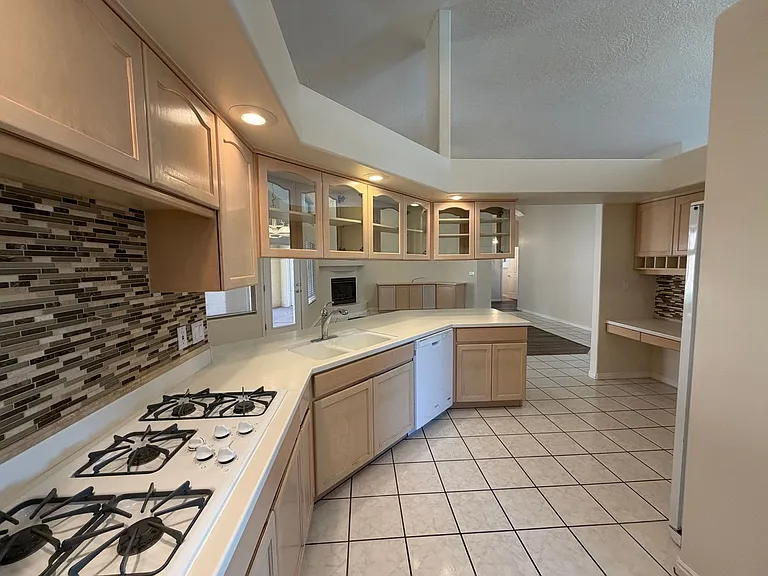 3182 S Bloomington Dr W — Photo 12