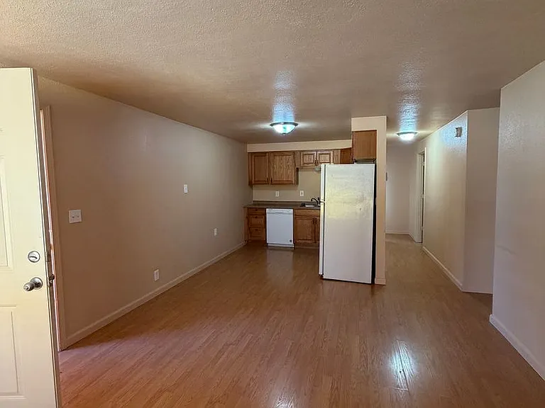 2124 Arthur St #19 — Photo 5