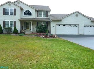 736 Beaver Run Rd SE, Hebron, OH 43025