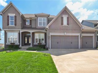 20067 W 108th Ter, Olathe, KS 66061