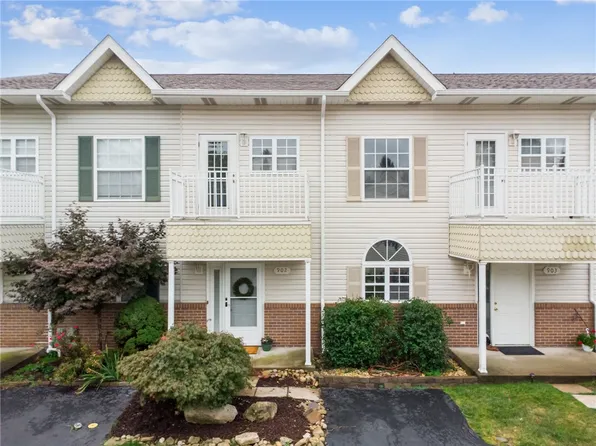 902 Carla Dr, Pittsburgh, PA 15238