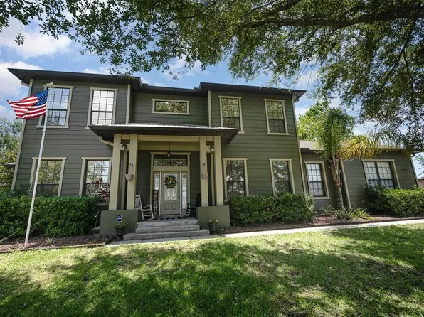 25608 Miss Ollie Dr, Astatula, FL 34705