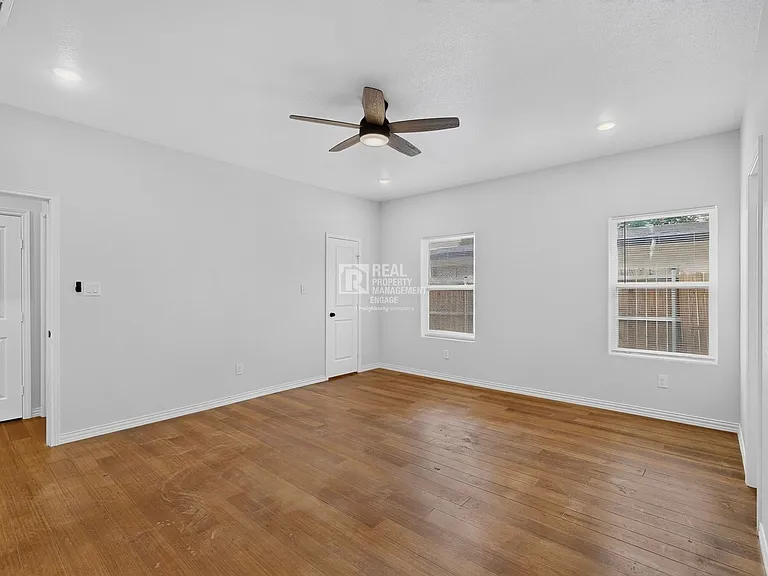 2000 Skylark Dr — Photo 18
