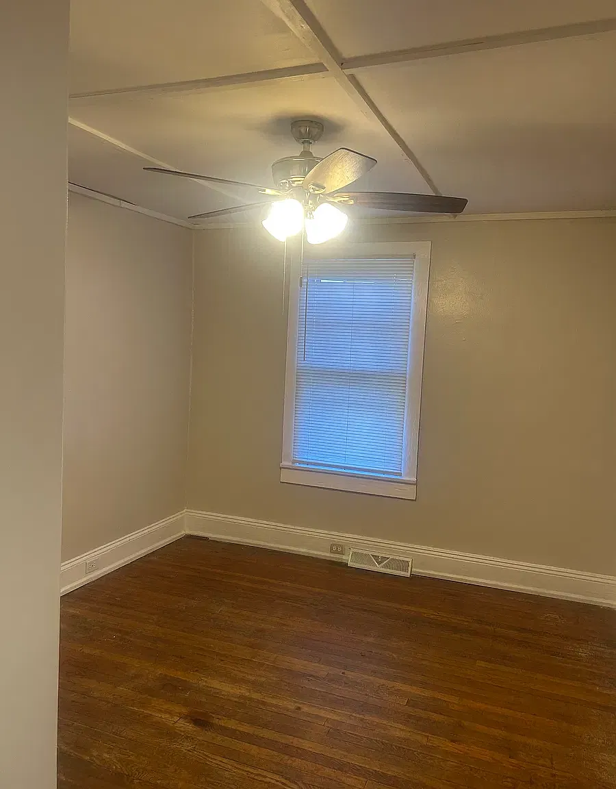 4 bed, 1724 sqft, $1,995 — Photo 3
