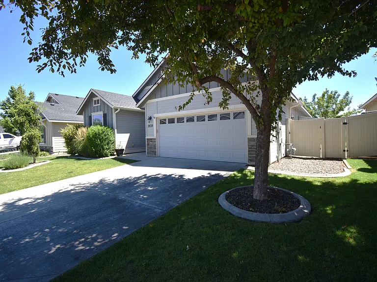 2678 S Riptide Ave — Photo 3