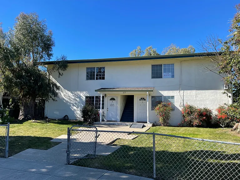615 Alpha Ct #A — Photo 3