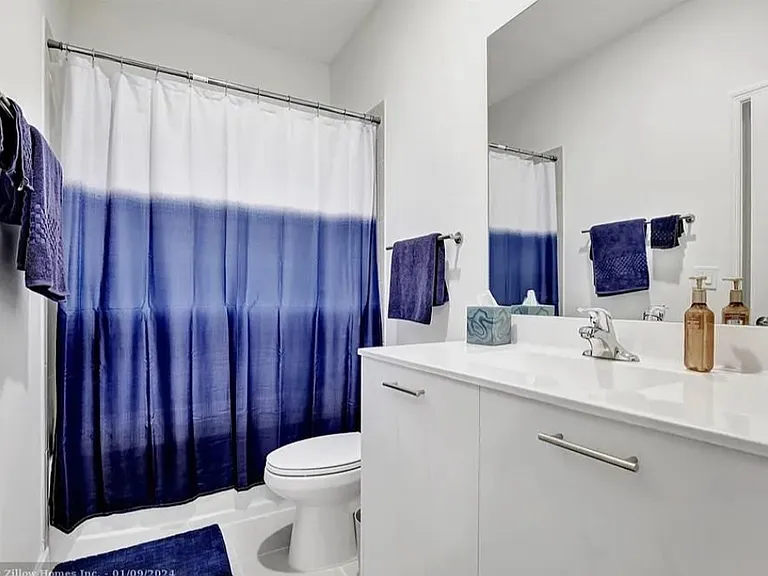 12209 NW 24th Pl — Photo 3