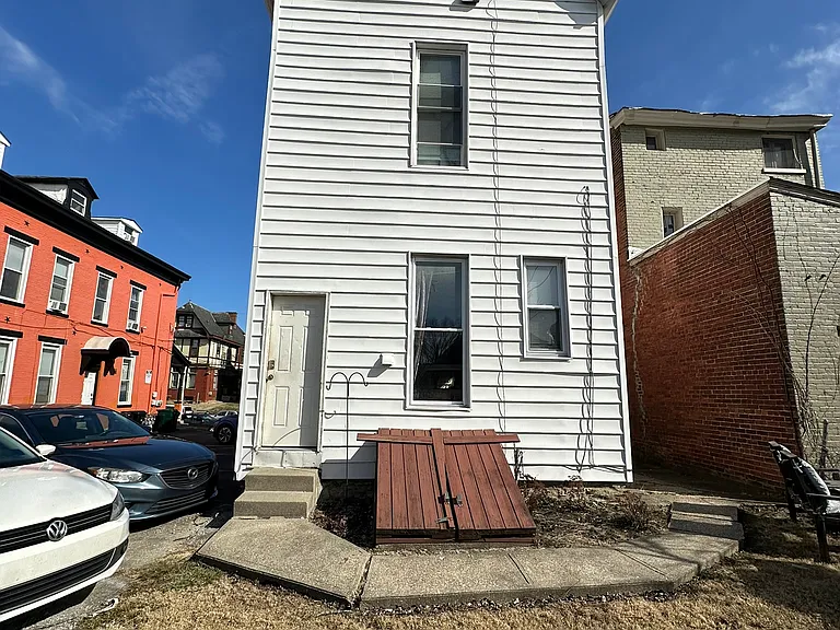 2351 Wheeler St #2 — Photo 15