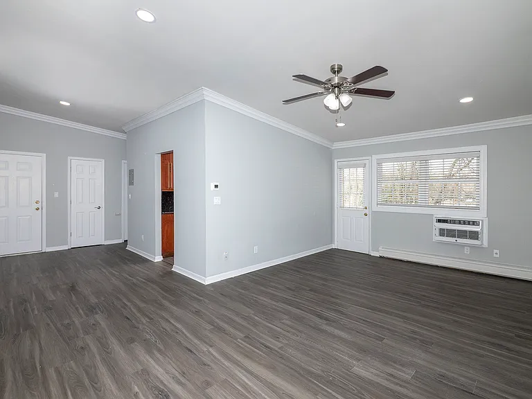 Fairfield Pines East — Photo 35