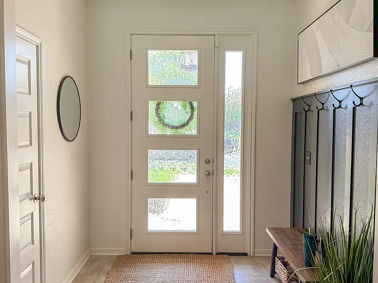 306 Pointer St — Photo 4