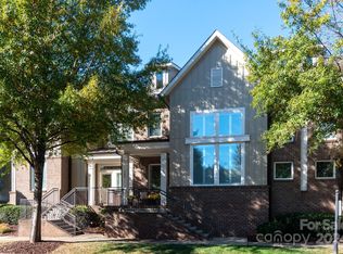 735 Jetton St, Davidson, NC 28036
