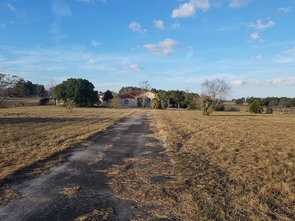 1st image of 1181 NE 105th Ln
