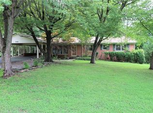 3426 Greenhill Dr, High Point, NC 27265