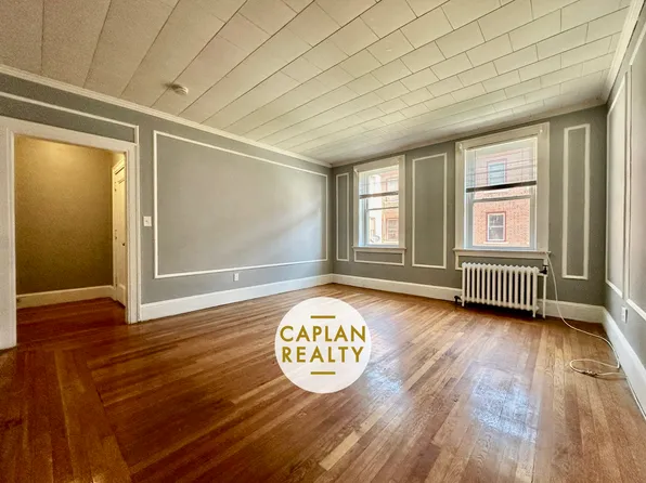 94 Norton St #B, New Haven, CT 06511