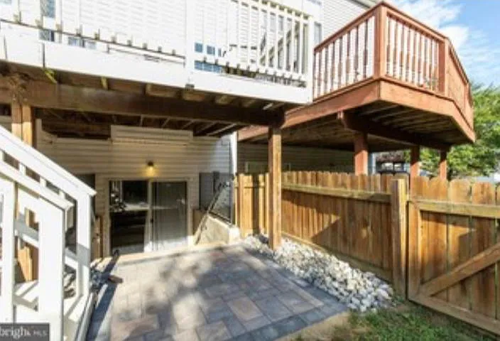309 Rockmeade Dr — Photo 31