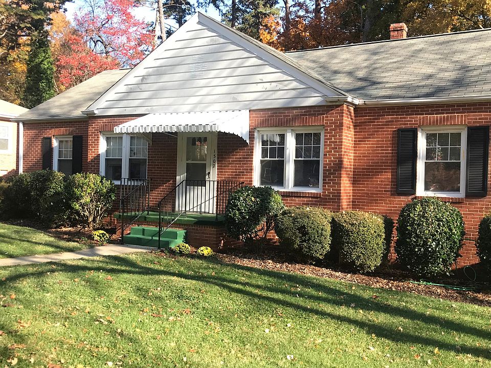 old fashioned 1950 duplex, the available unit is on the left side
