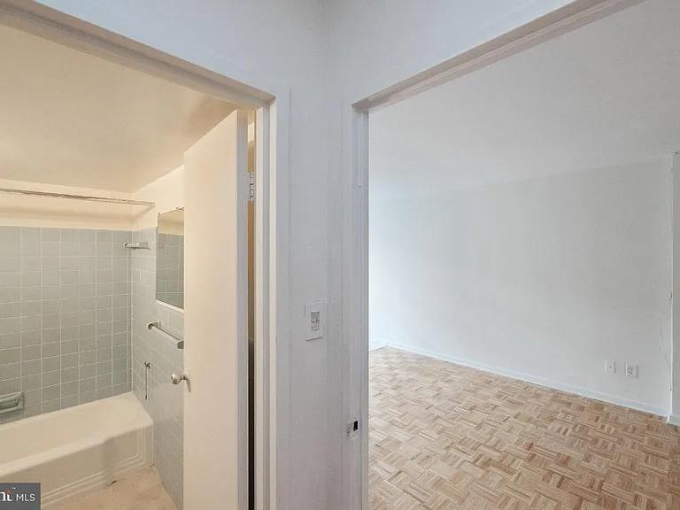 940 25th St NW #103S — Photo 20