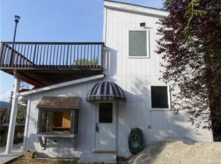 85 Shore Ave, Greenwood Lake, NY 10925