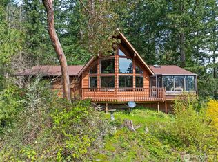 6562 Deer Ln, Anacortes, WA 98221