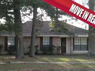 7826 Baringer Rd, Baton Rouge, LA 70817
