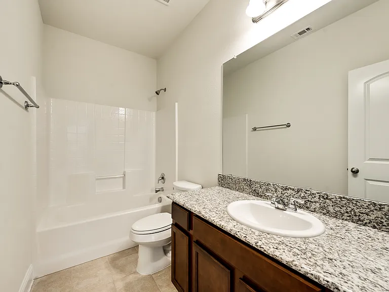 816 Bird Creek Dr — Photo 14