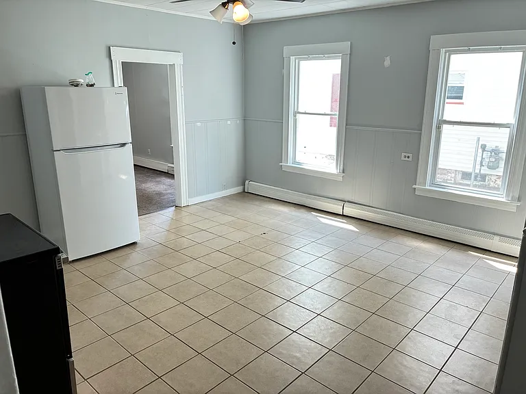 113 Emerald St #A — Photo 3