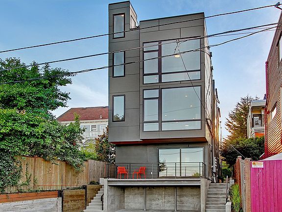 2nd image of 1104 18th Ave #C