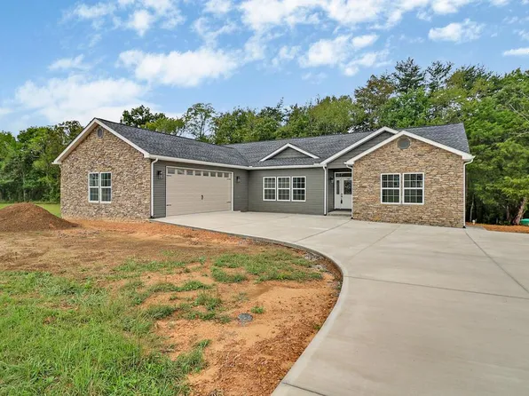 188 Marie Ln, Crossville, TN 38555