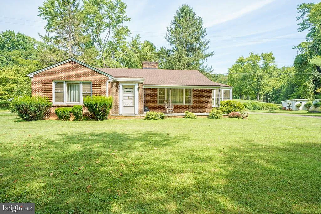 13283 Constitution Hwy photo 1