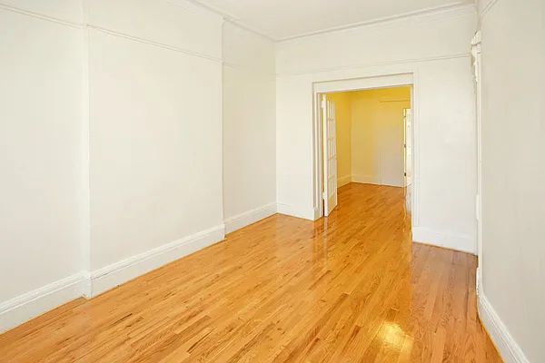 Rented by Jenefer Joseph & Associates | media 31