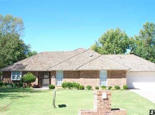 2106 Hunters Hill Dr, Enid, OK 73703