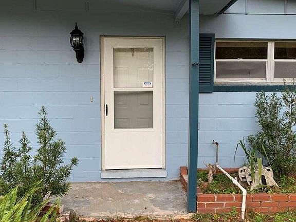 3rd image of 1228 NE 13th St