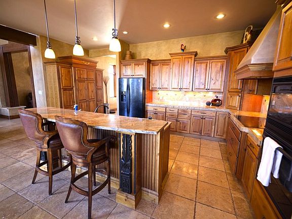 5th image of 2569 I Rd